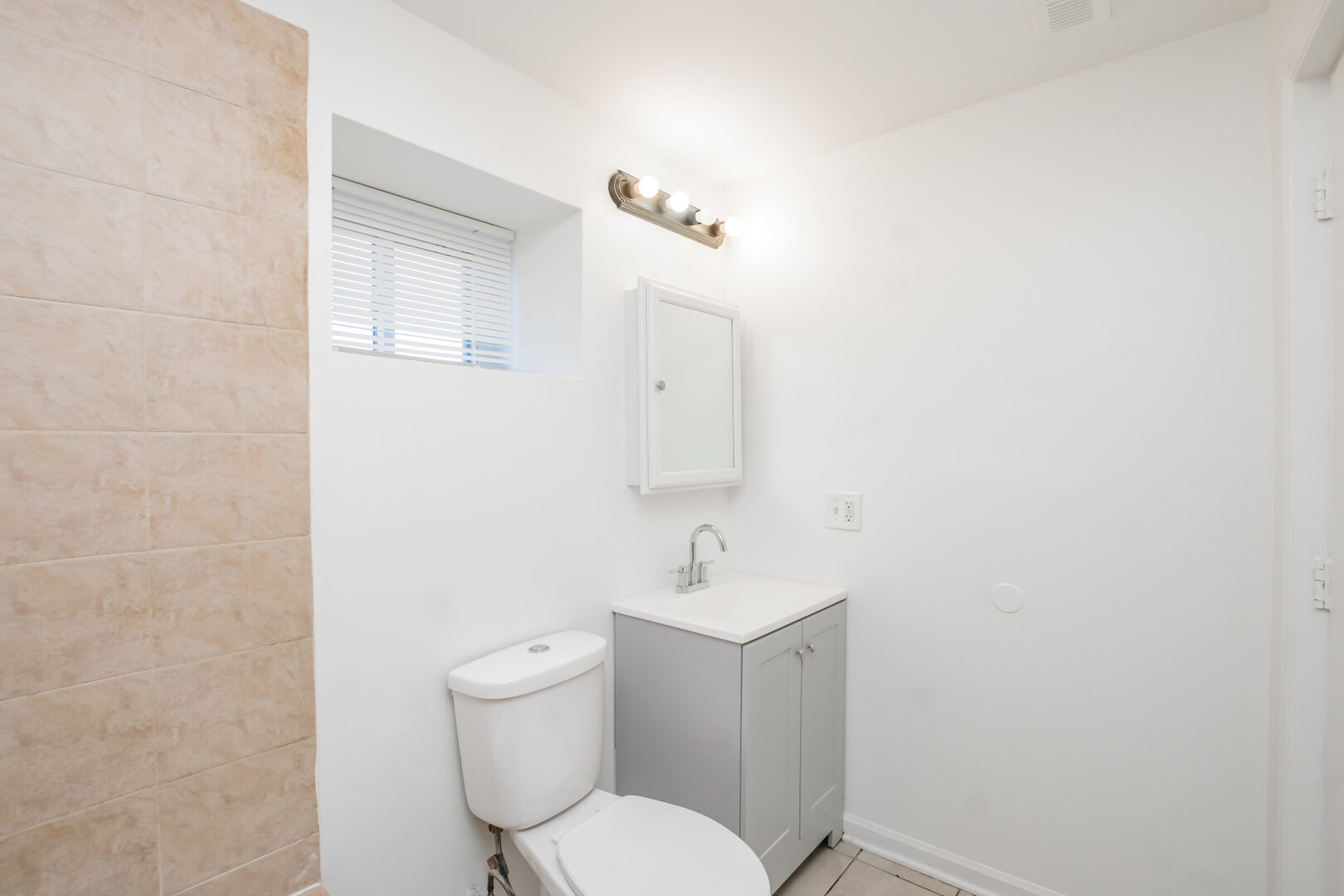 1306 S Central Park Avenue Property Photo 58