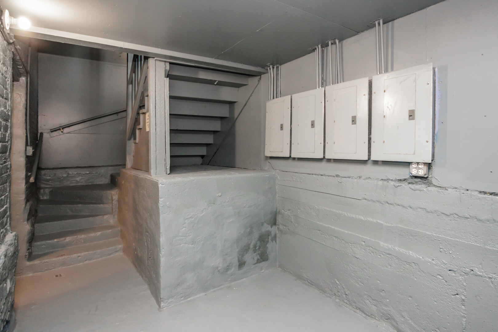 1306 S Central Park Avenue Property Photo 61
