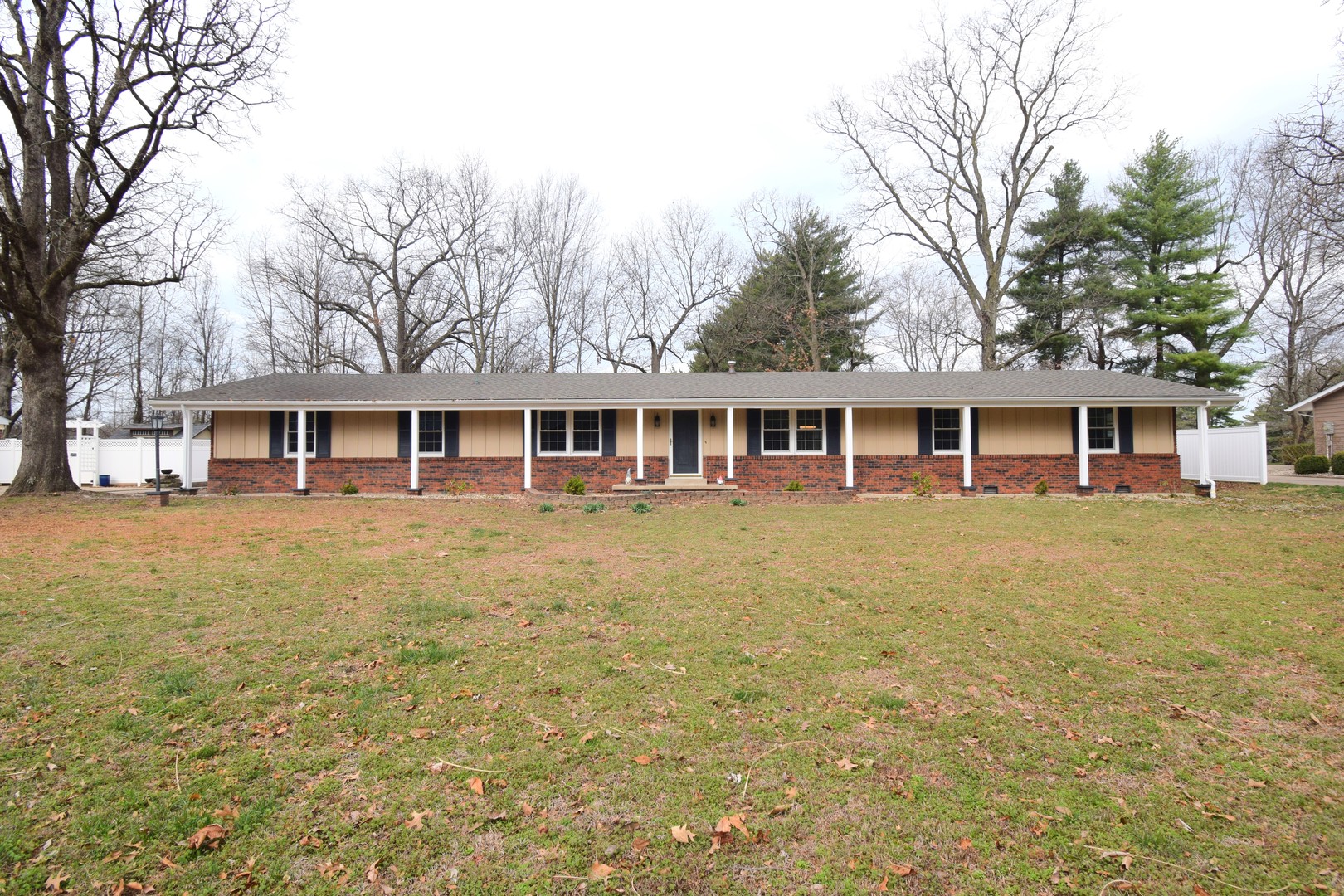 4 Webster Hill Estates Property Photo 1
