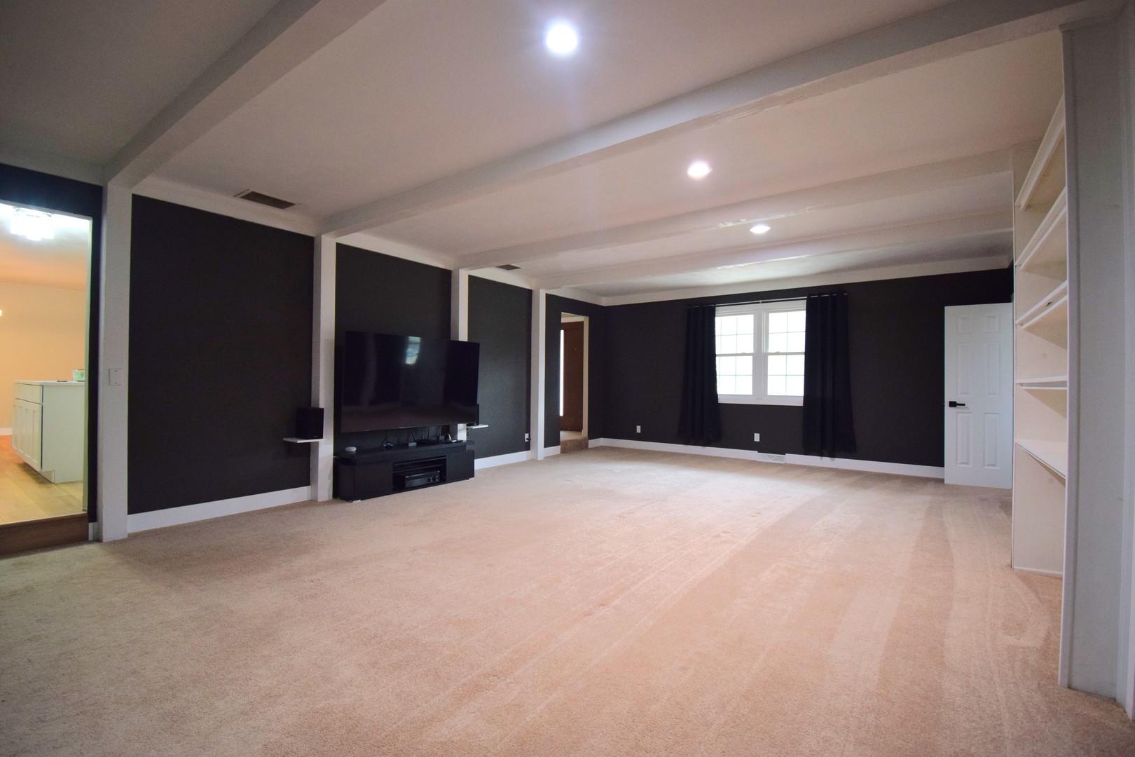 4 Webster Hill Estates Property Photo 9
