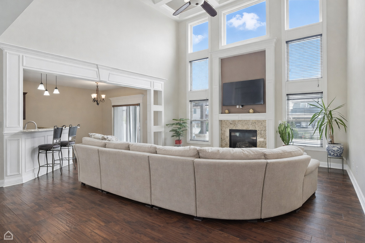 9875 Aster Cove Property Photo 7