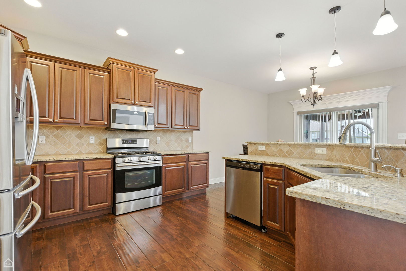 9875 Aster Cove Property Photo 9