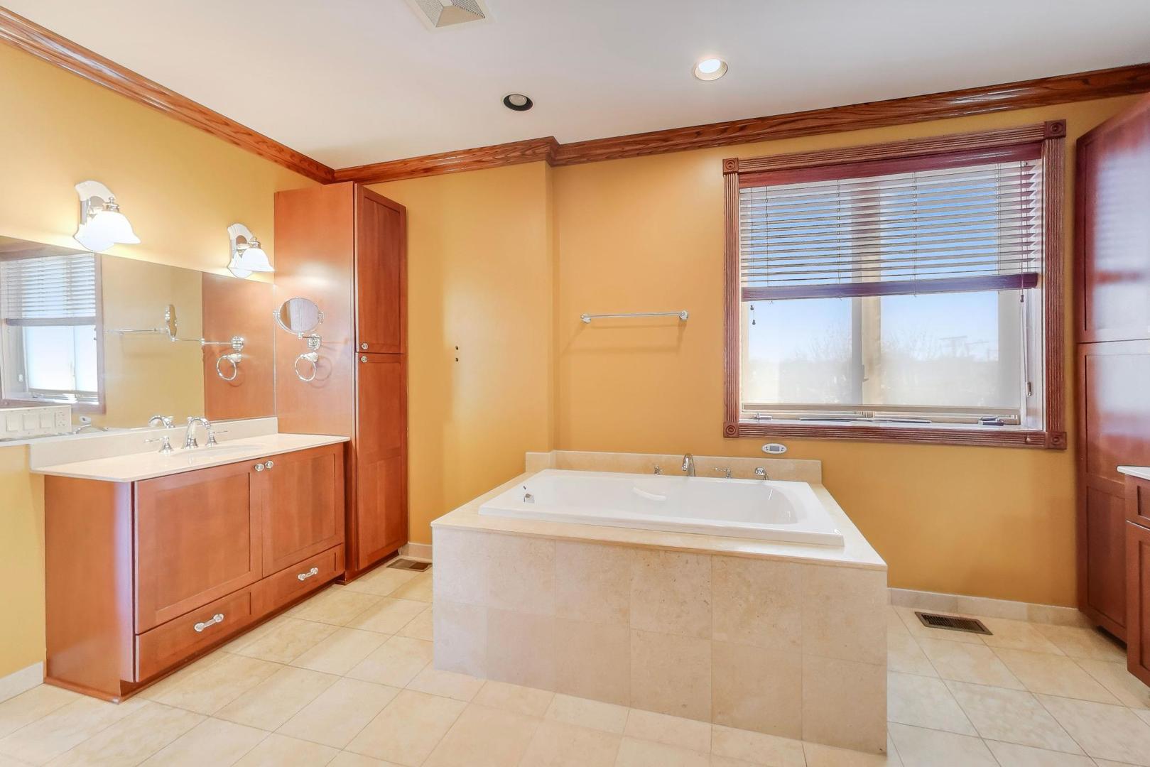 3914 W 51st Street Property Photo 40