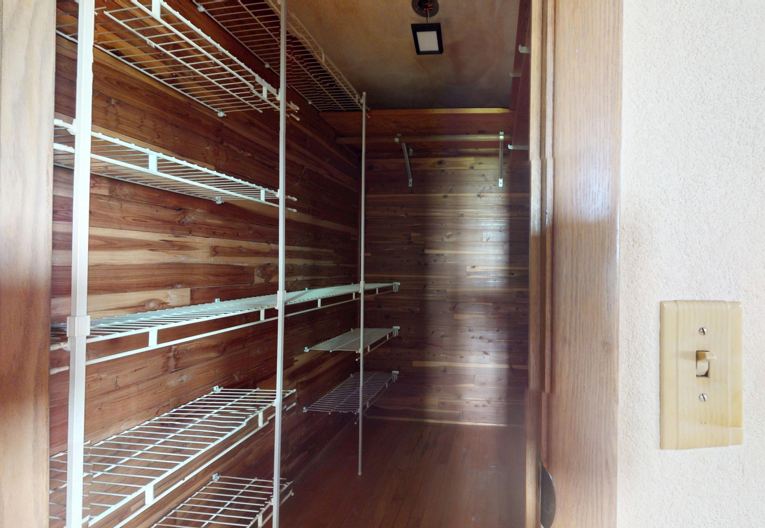 4402 S Mattis Avenue Property Photo 20