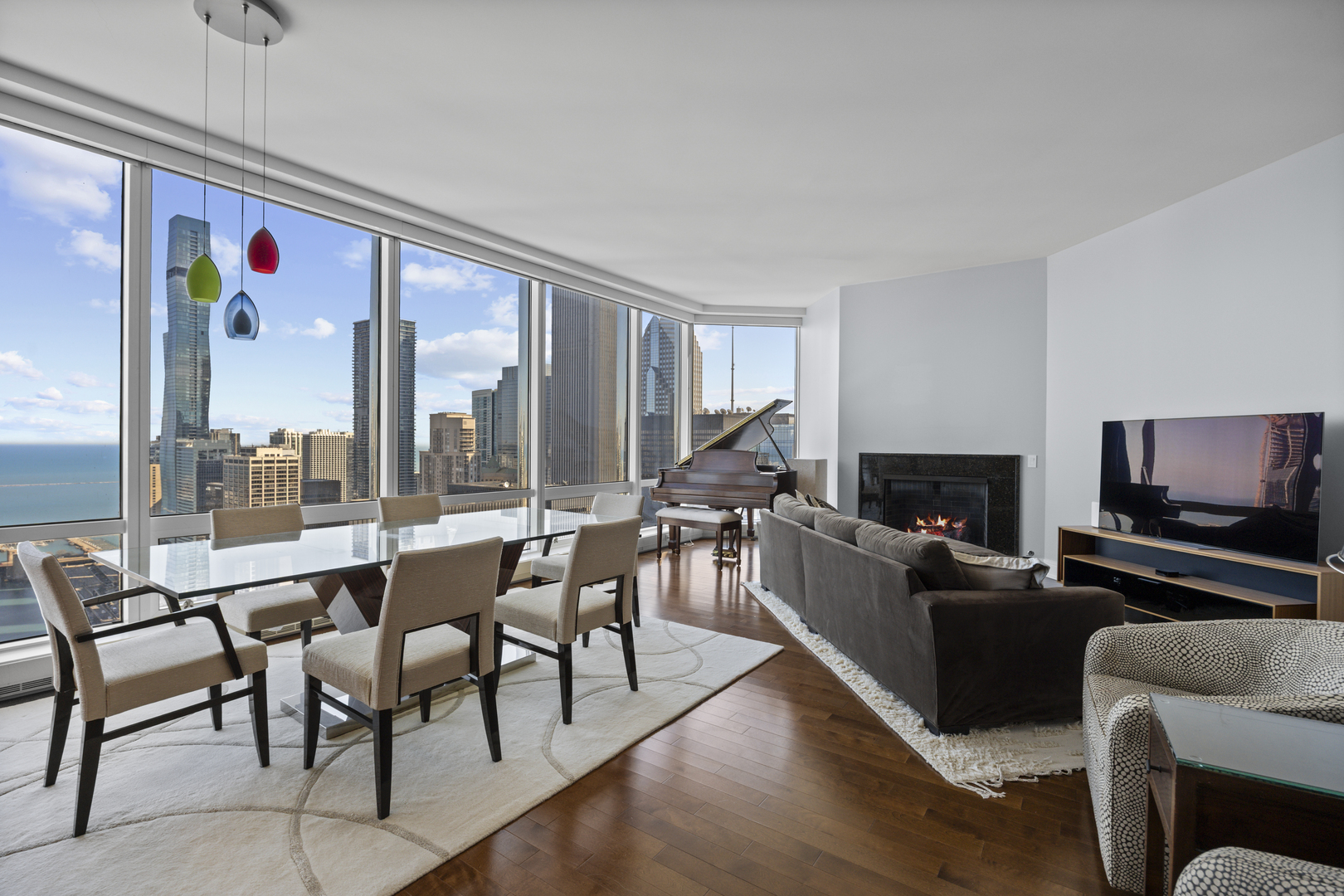 401 N Wabash Avenue 37k Property Photo 3