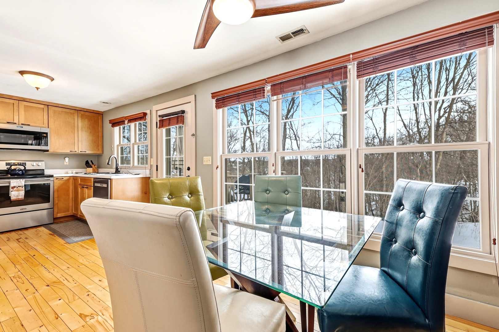 7 Settler Lane Property Photo 7