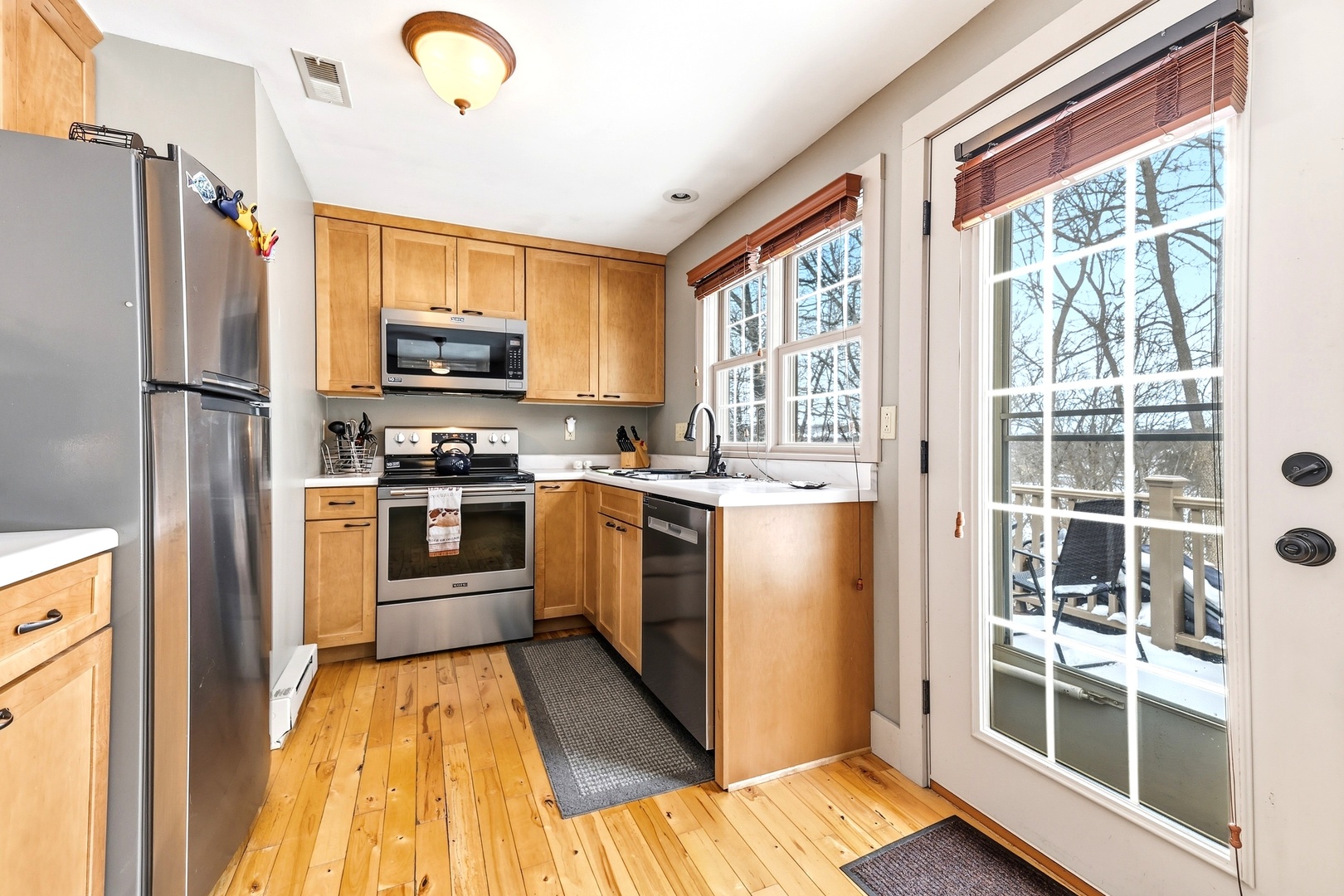 7 Settler Lane Property Photo 8