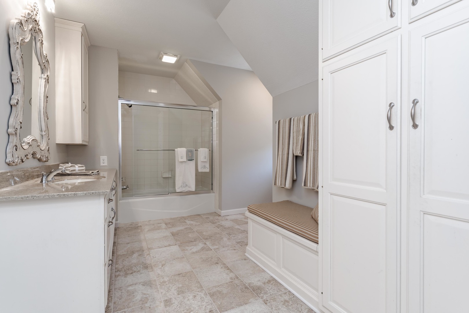3009 Thornwood Lane Property Photo 43