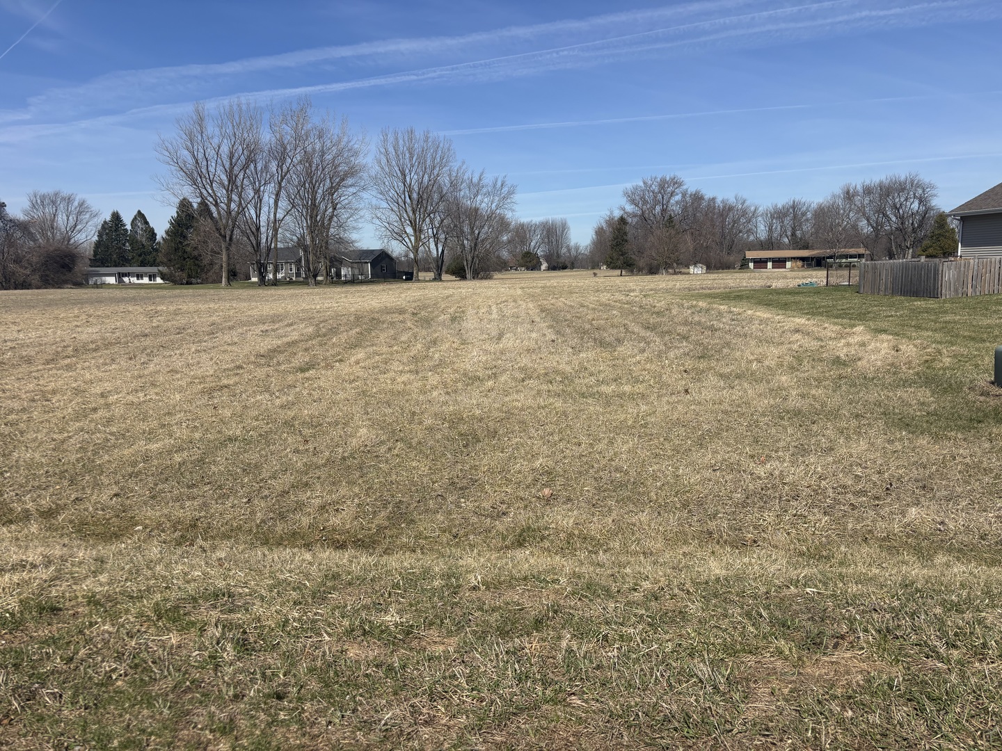 932 Willow Wood Drive Property Photo 2