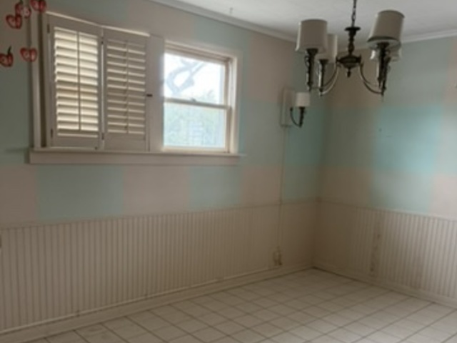 241 Indianwood Boulevard Property Photo 7