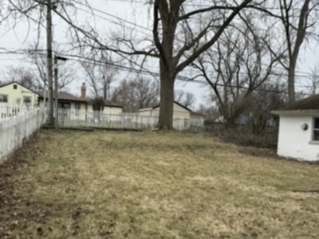 241 Indianwood Boulevard Property Photo 15