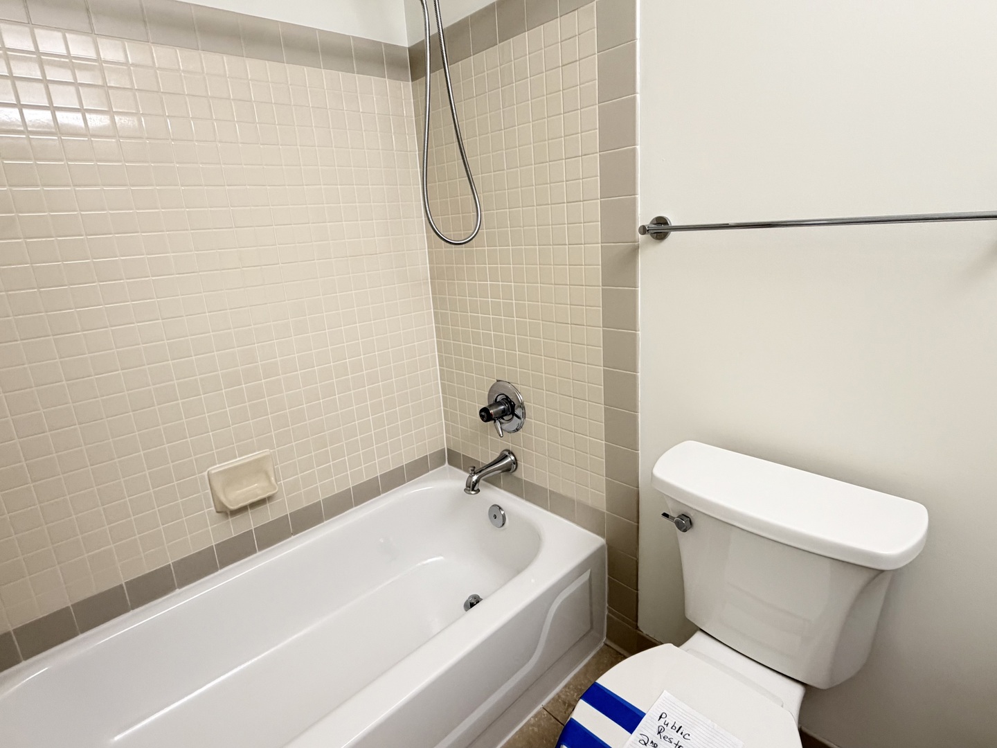 480 N Mcclurg Court 520 Property Photo 18