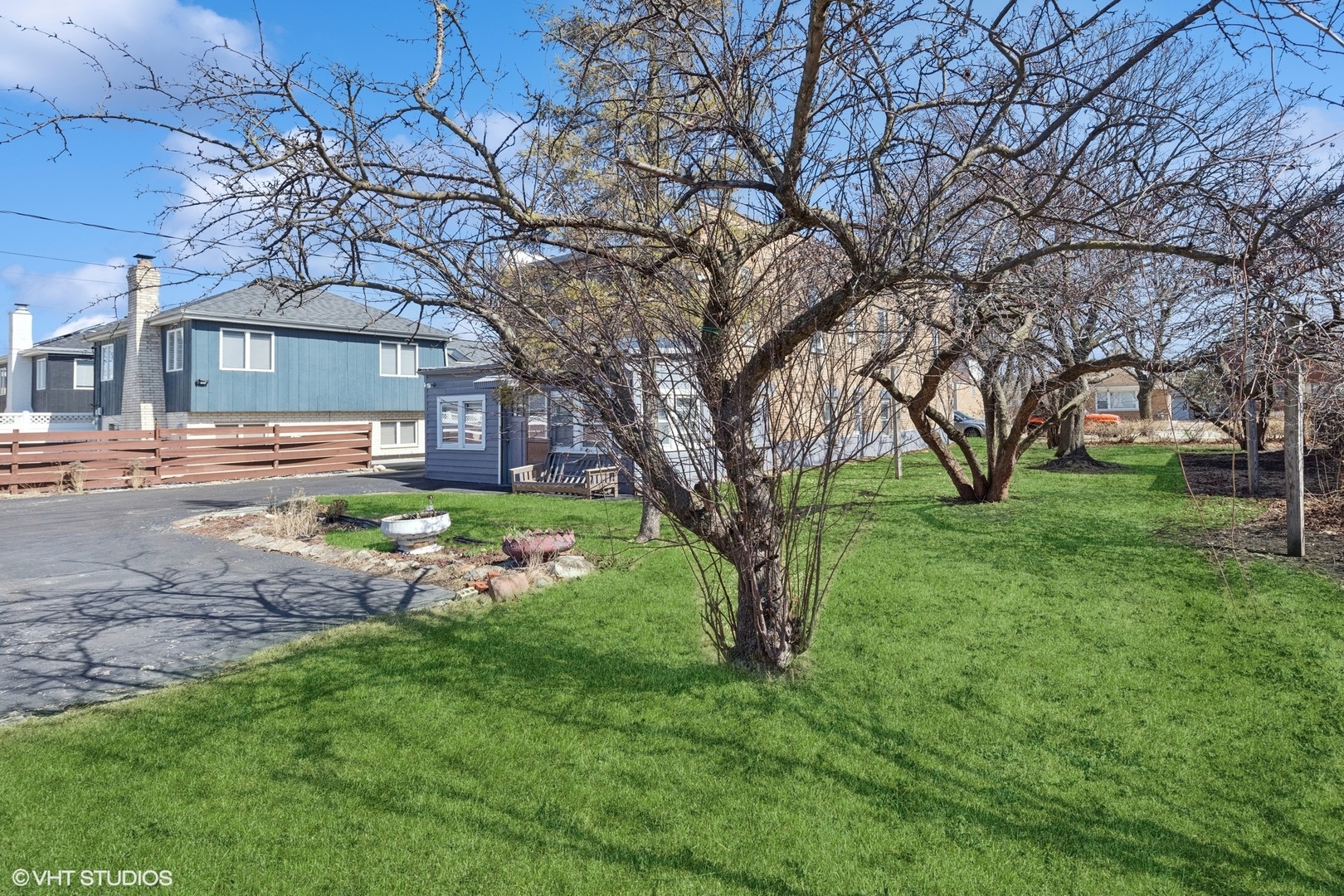4332 Amelia Avenue Property Photo 5