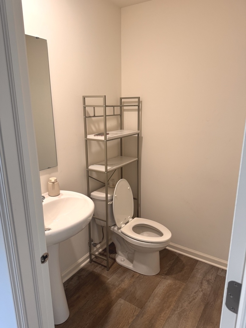 17314 Roscommon Road Property Photo 10