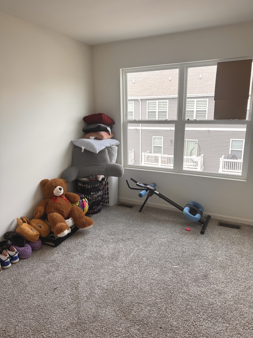 17314 Roscommon Road Property Photo 12