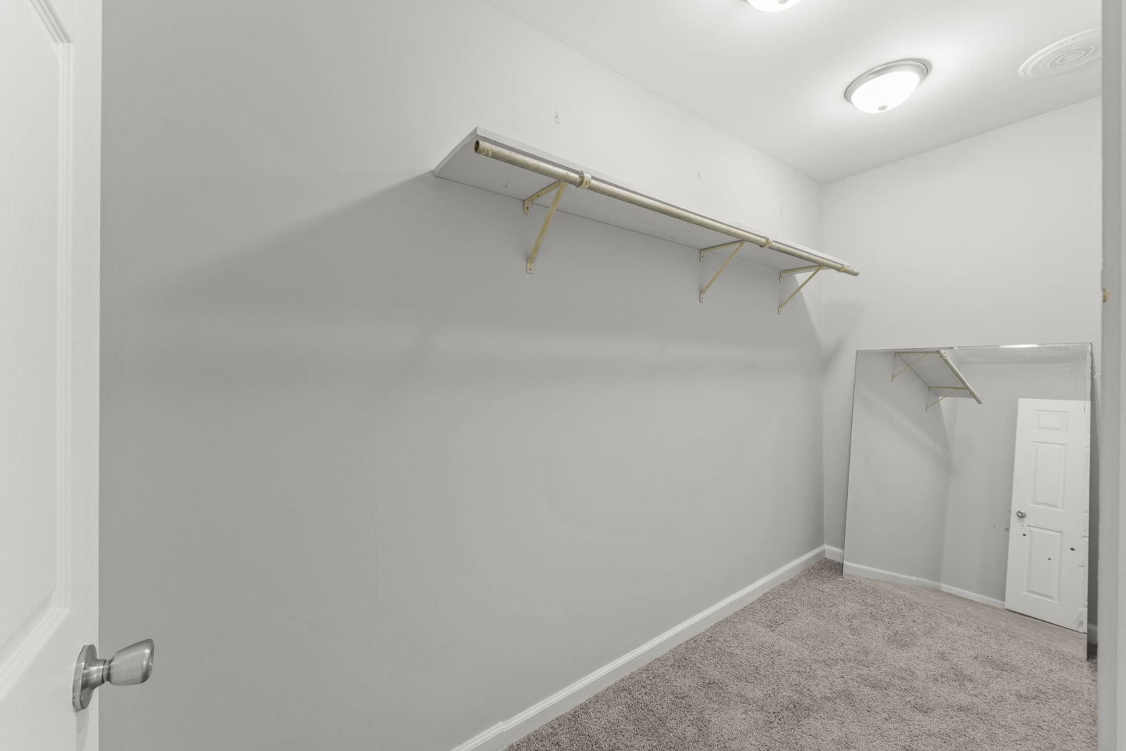 916 Barber Lane Property Photo 15