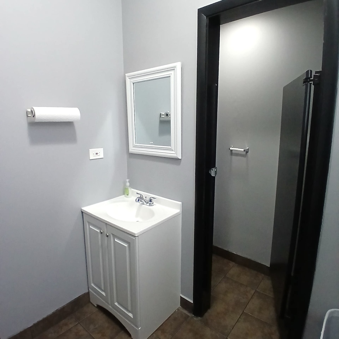 5642 W Diversey Avenue Property Photo 11
