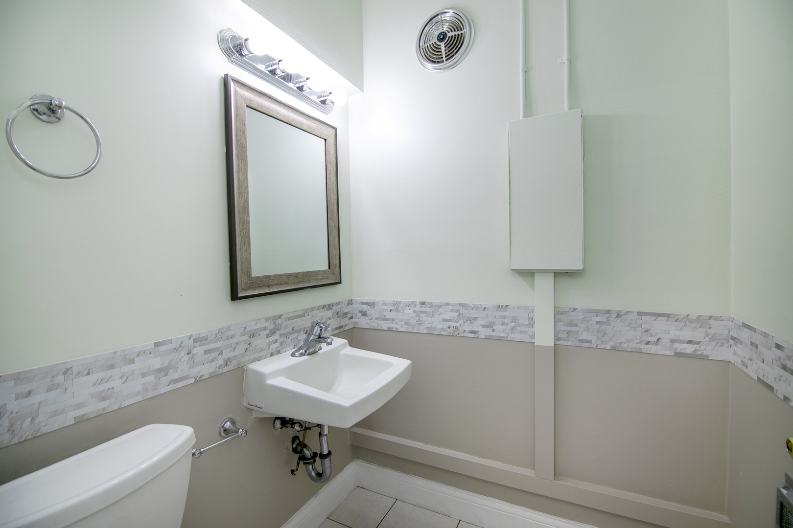 18154 Martin Avenue Property Photo 27