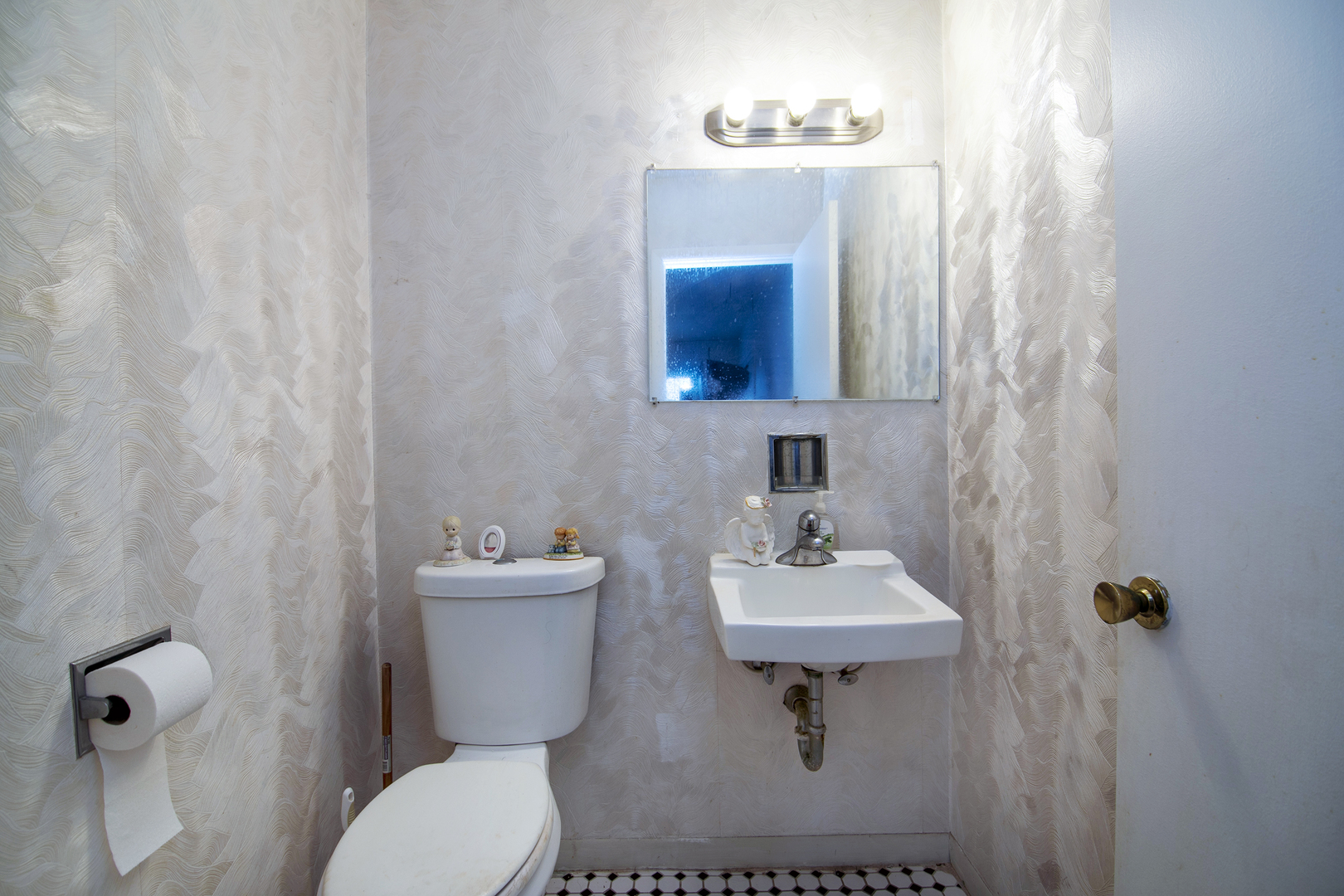 18154 Martin Avenue Property Photo 39