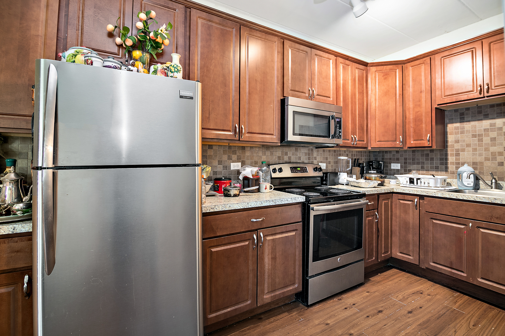 18154 Martin Avenue Property Photo 65