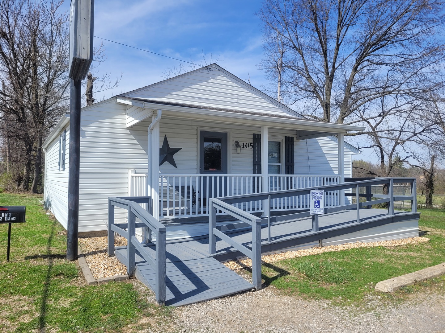 105 S 18th Street Property Photo 1