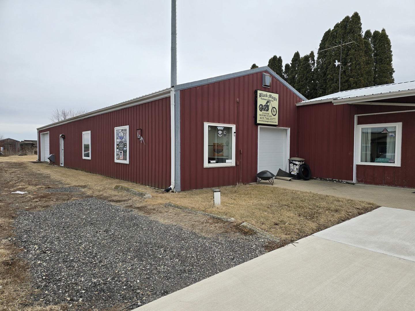12595436 Property Photo 3