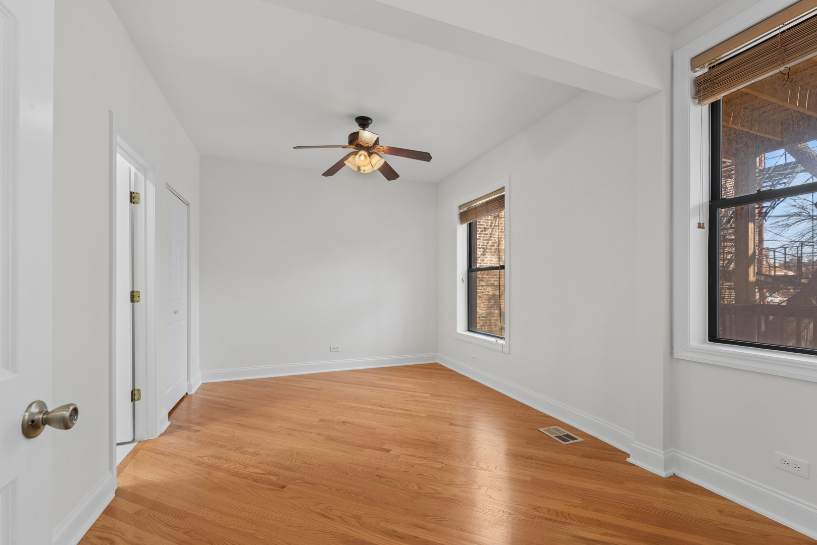 6209 S University Avenue 1 Property Photo 11
