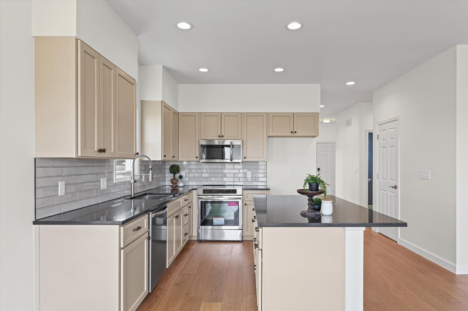 4 Foxtrot Lane Property Photo 10