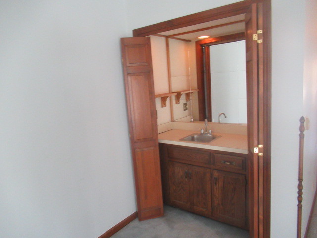 596 Windham Lane Property Photo 5