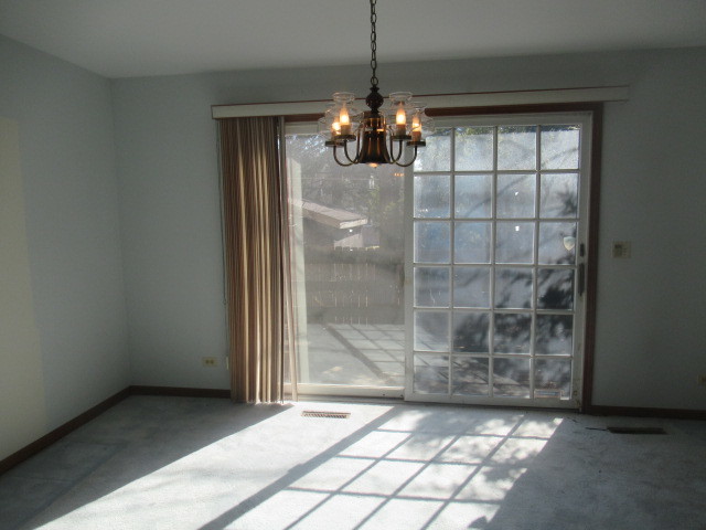 596 Windham Lane Property Photo 7