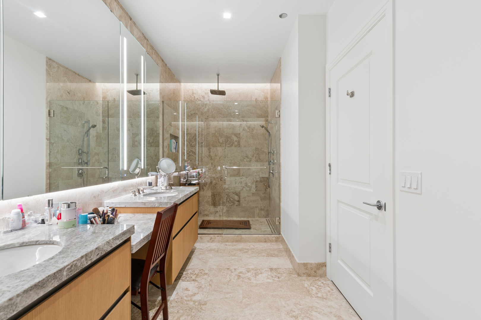 363 E Wacker Drive 2802 Property Photo 13