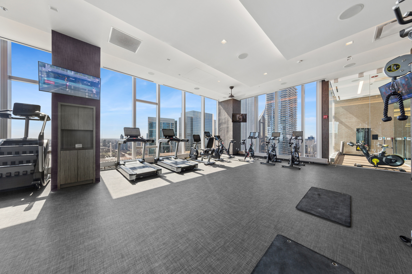 363 E Wacker Drive 2802 Property Photo 24