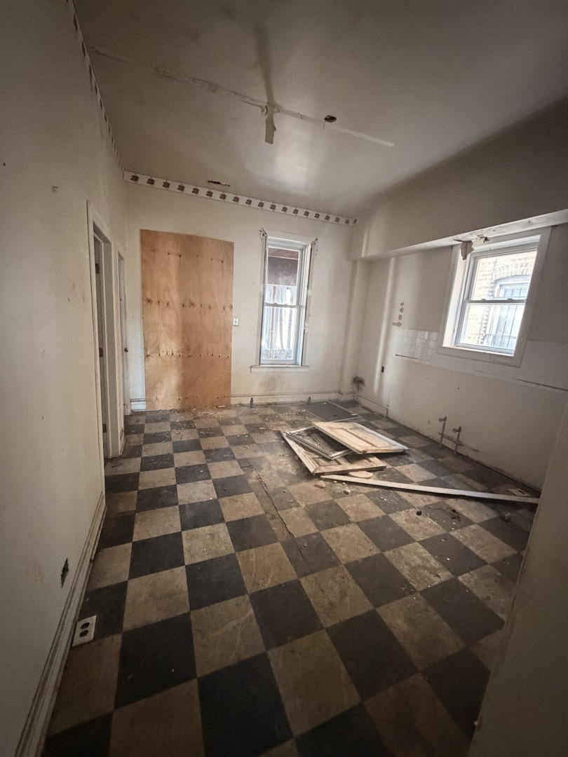 11841 S Union Avenue Property Photo 4