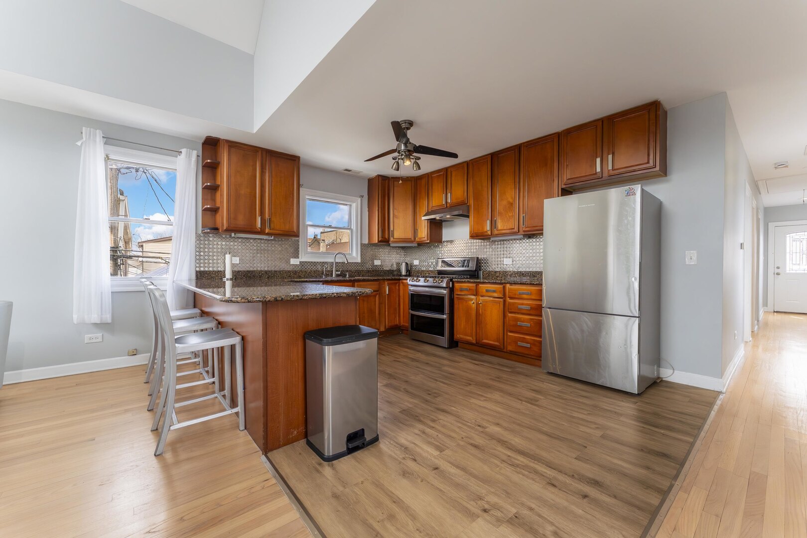 1024 W 18th Place Property Photo 16