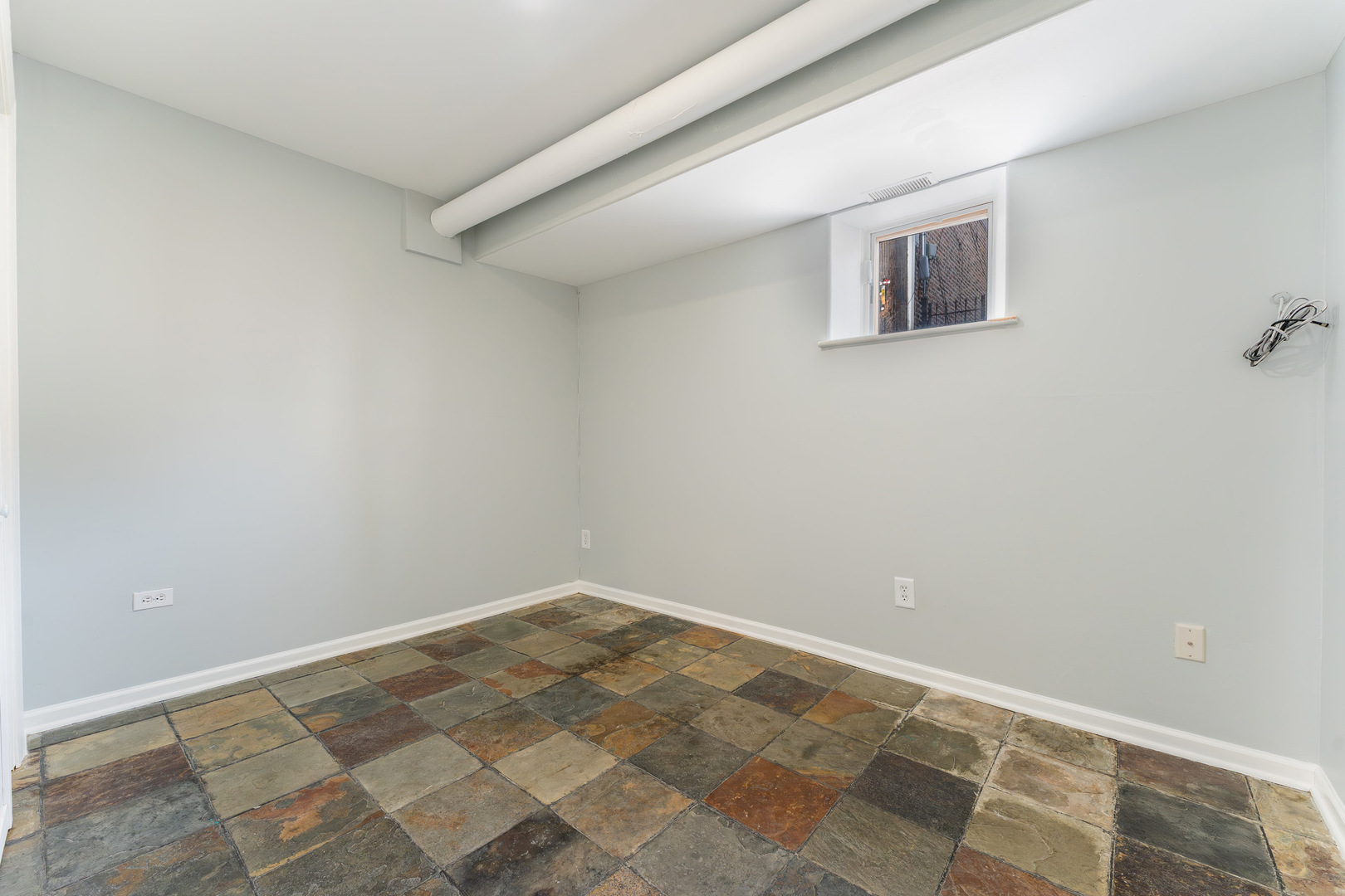 1024 W 18th Place Property Photo 25