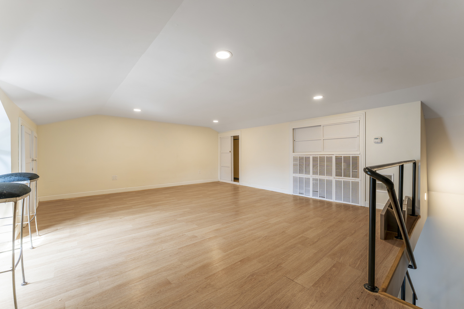 1024 W 18th Place Property Photo 29
