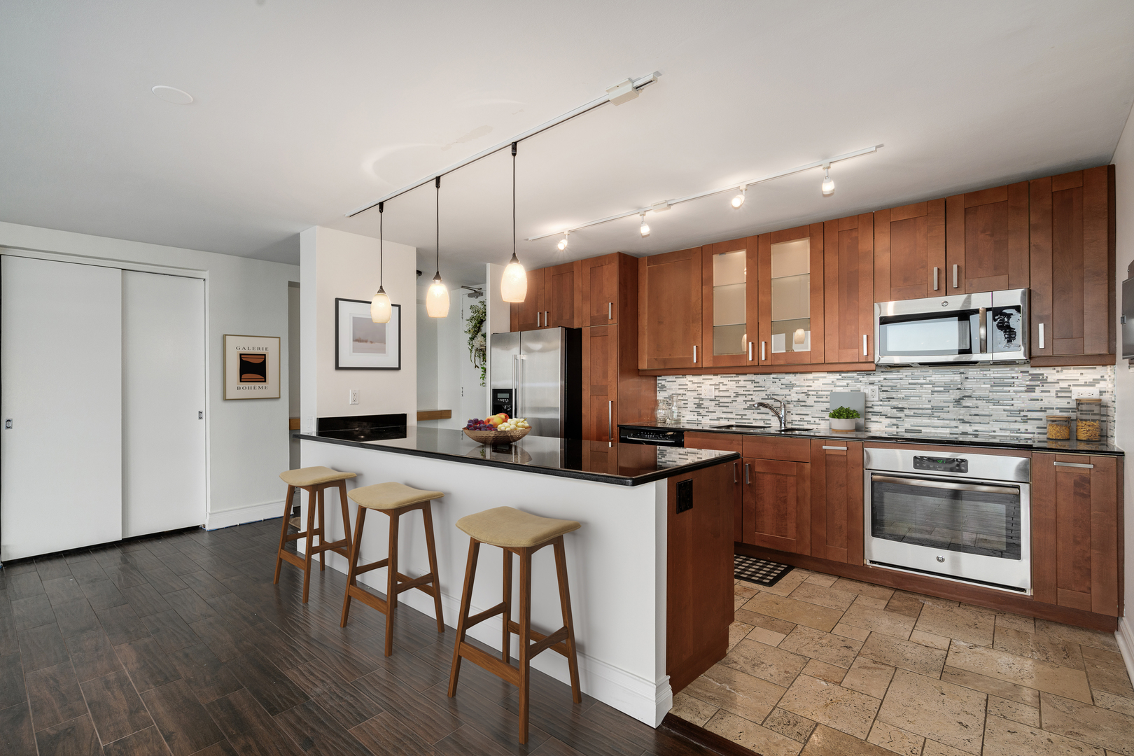 910 N Lake Shore Drive 2819 Property Photo 15