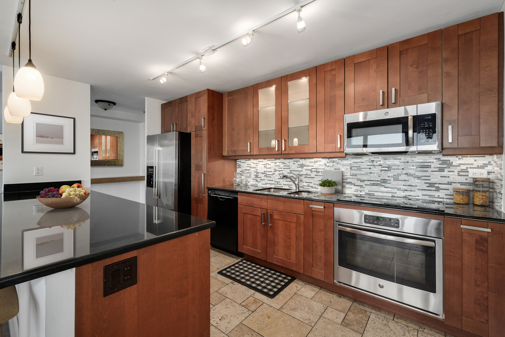 910 N Lake Shore Drive 2819 Property Photo 19