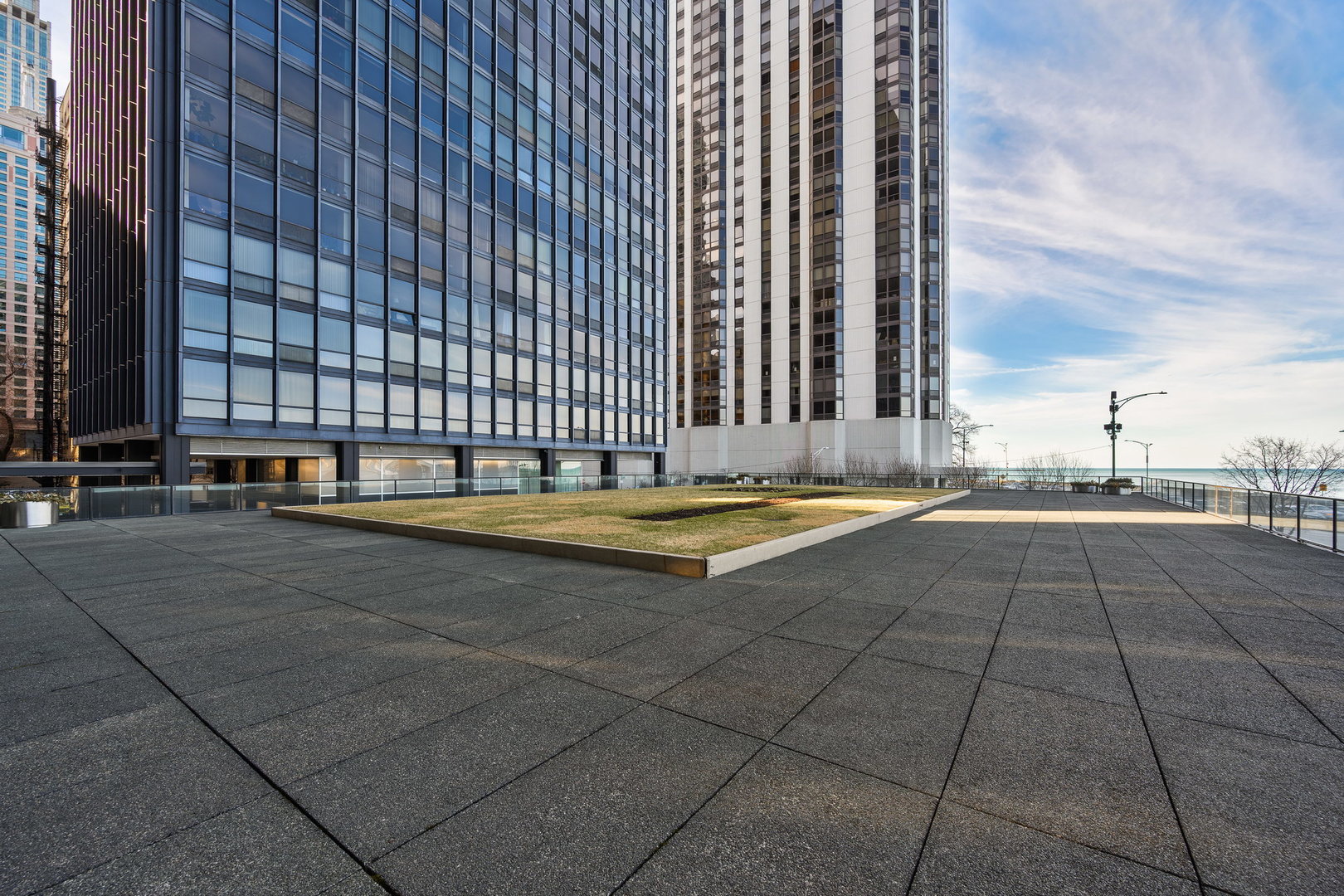 910 N Lake Shore Drive 2819 Property Photo 29