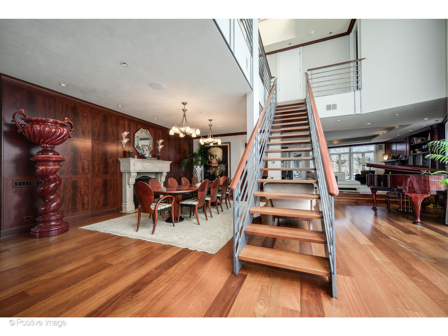 1811 N Howe Street Property Photo 7