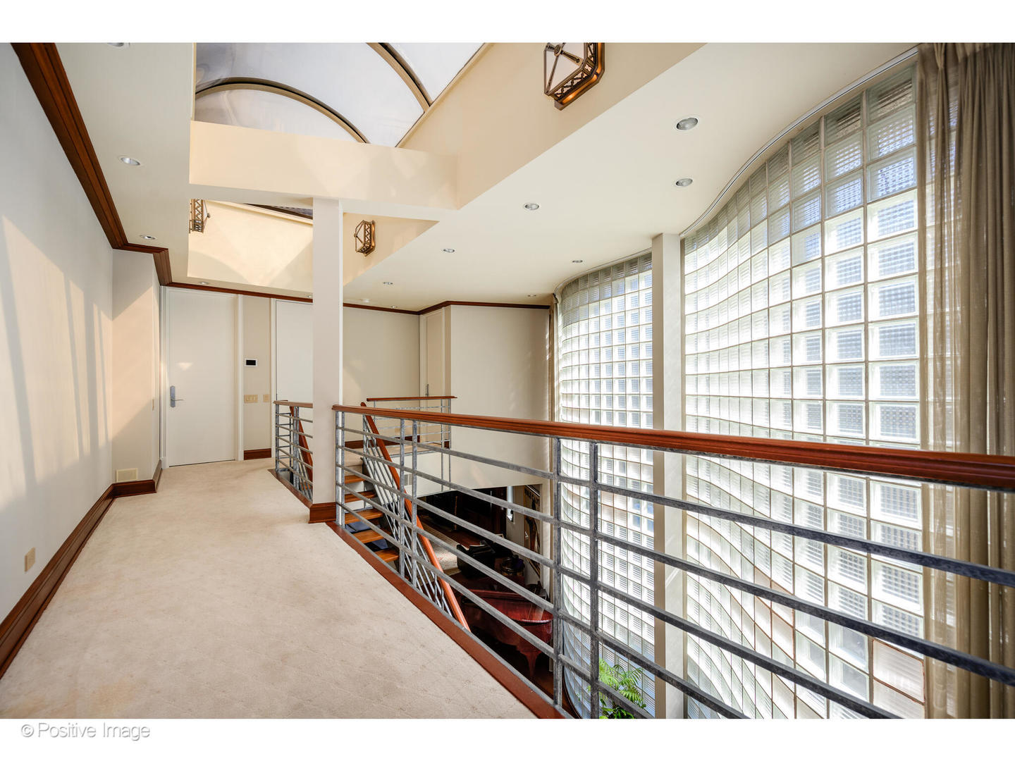 1811 N Howe Street Property Photo 30