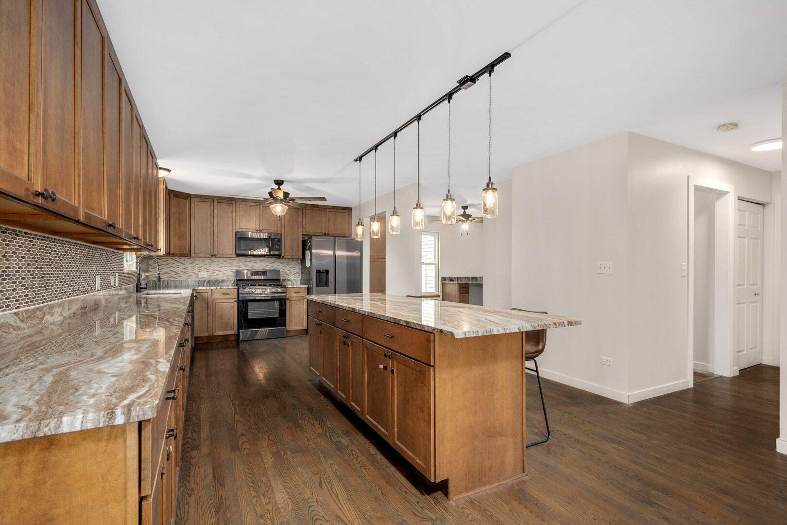 28157 W Wilmot Road Property Photo 16