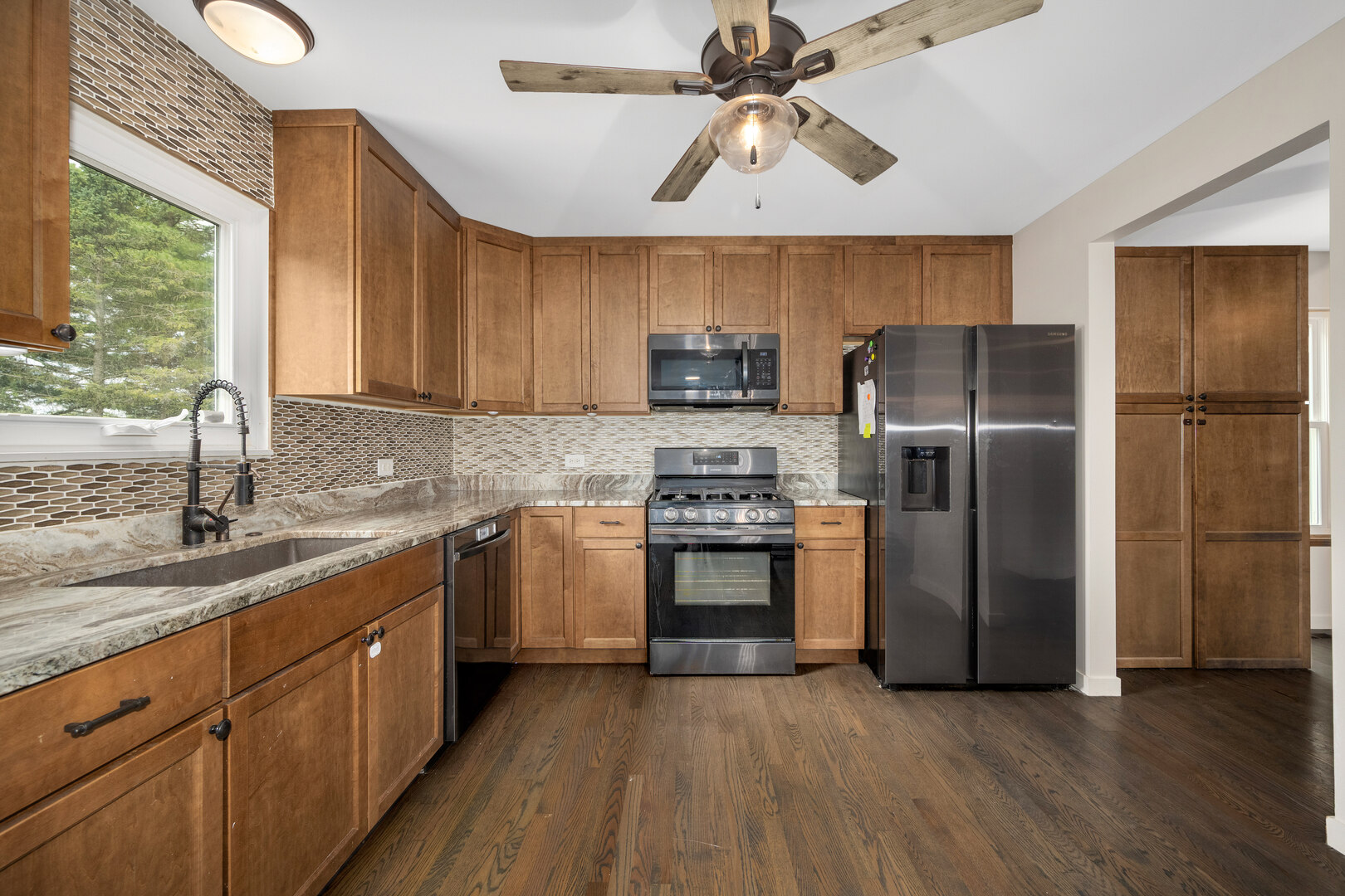 28157 W Wilmot Road Property Photo 18