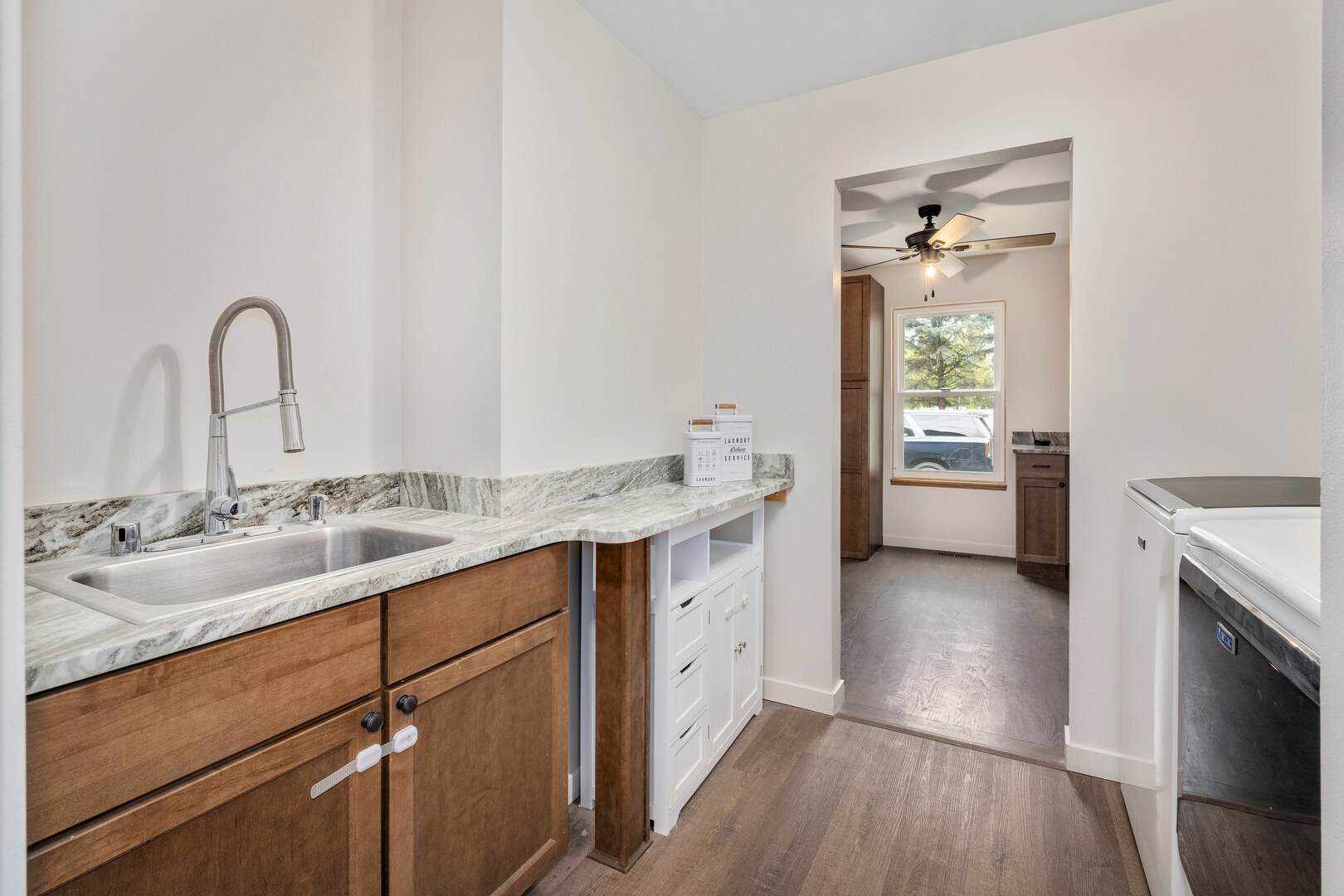 28157 W Wilmot Road Property Photo 22