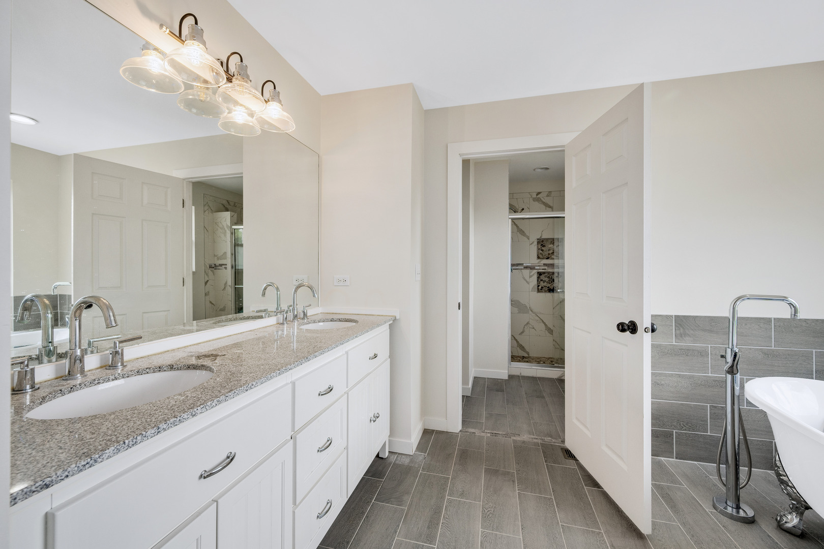 28157 W Wilmot Road Property Photo 24