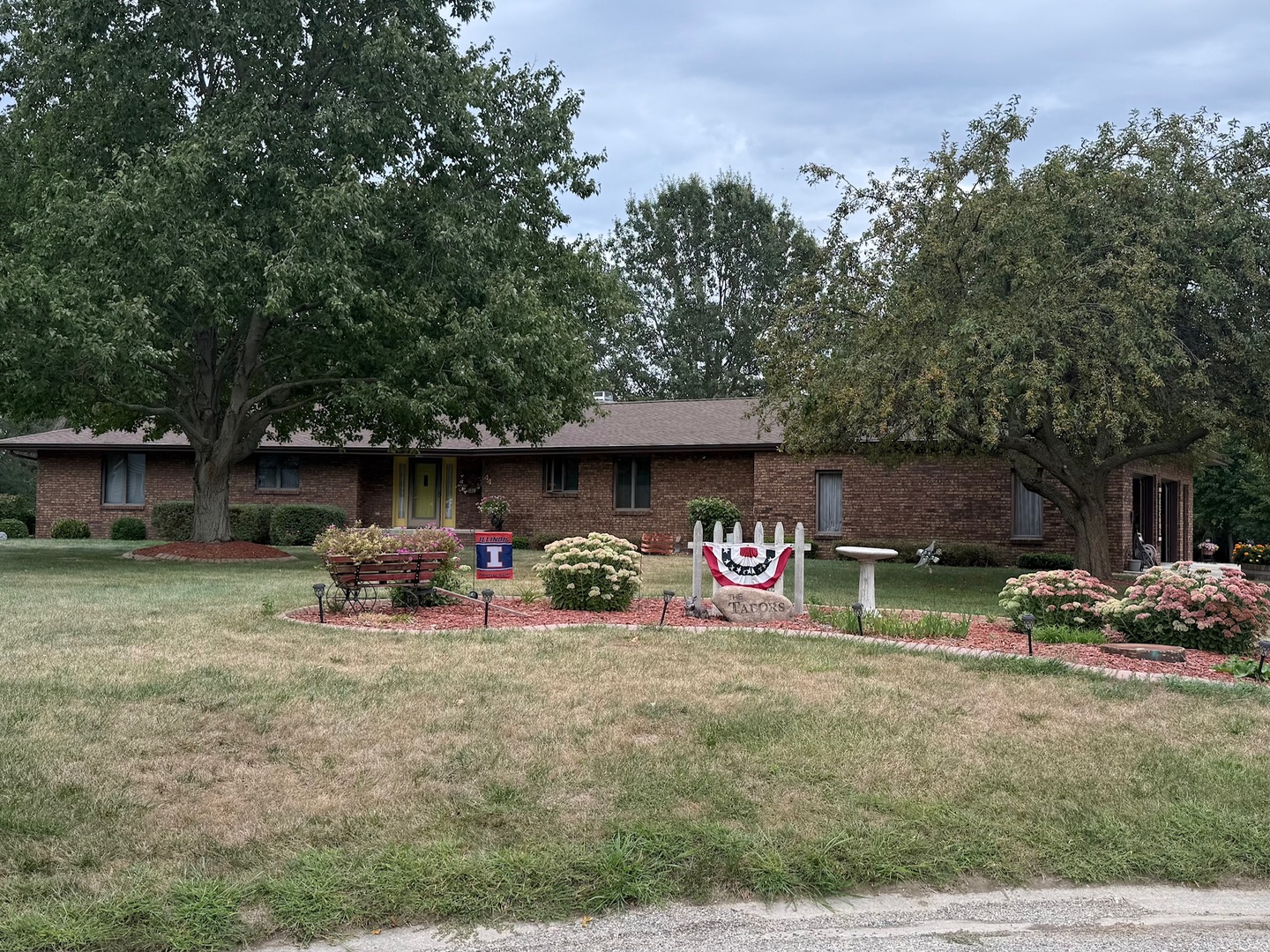 44 Glenbrook Court Property Photo 3