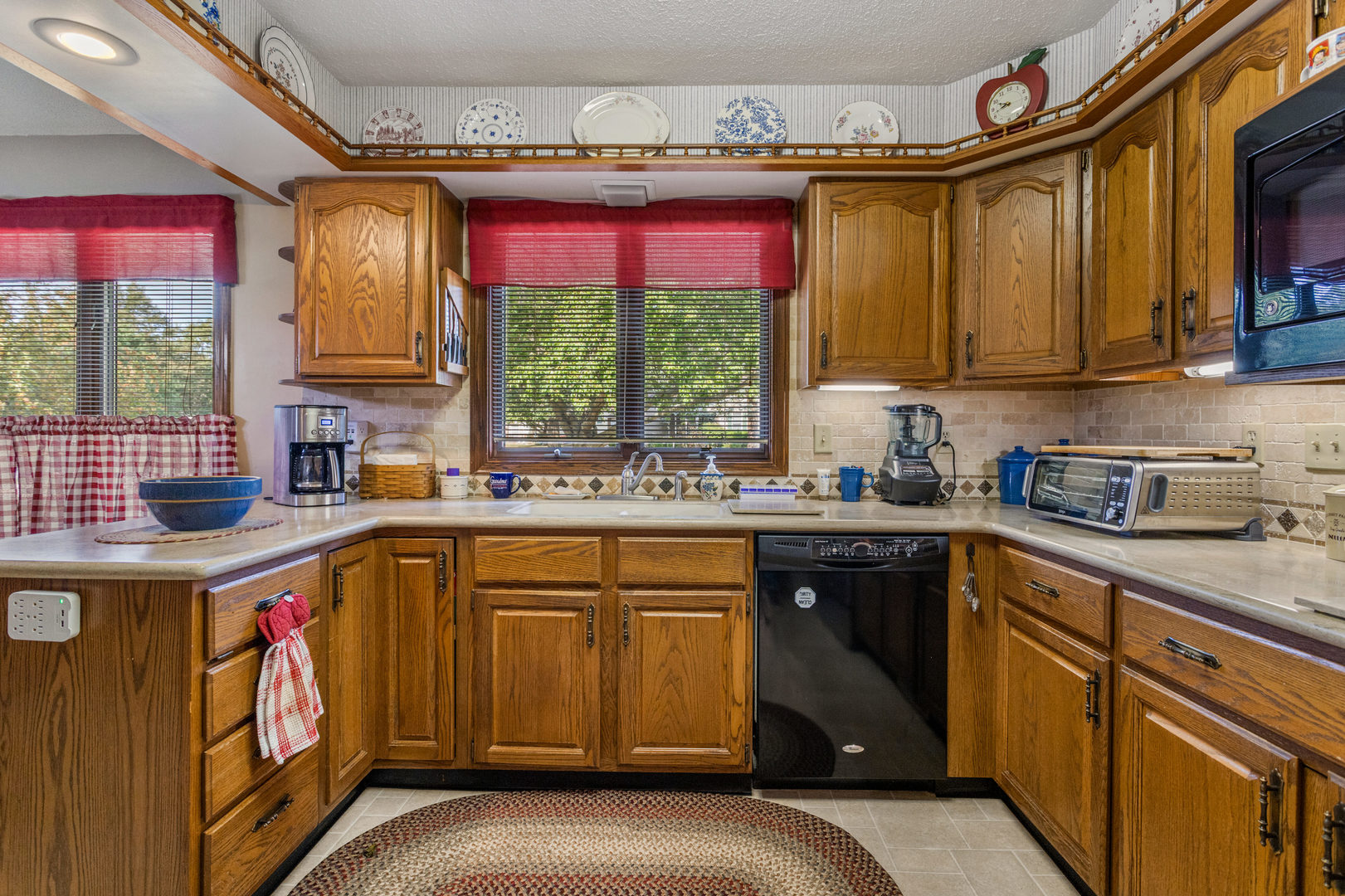 44 Glenbrook Court Property Photo 13