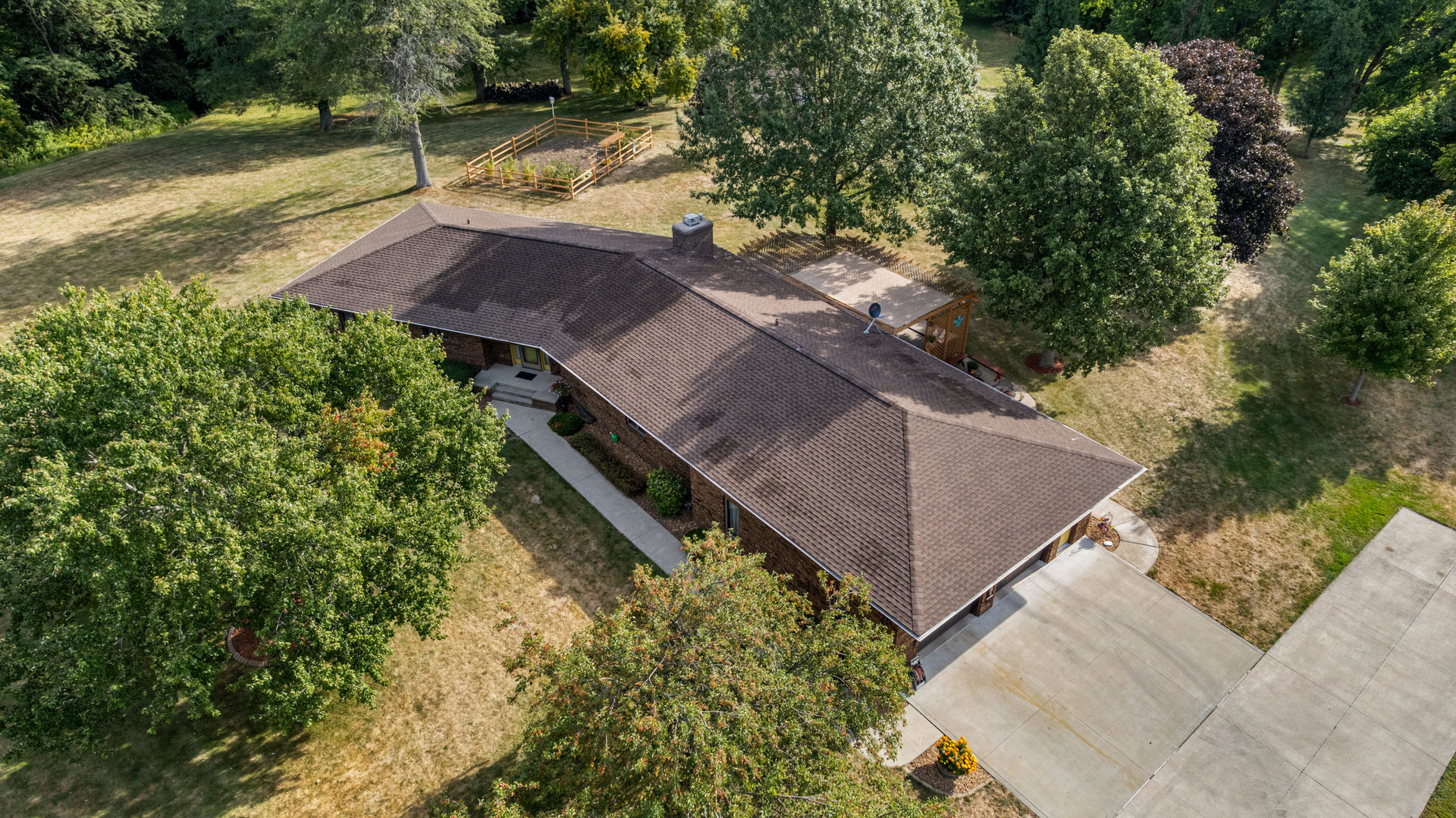44 Glenbrook Court Property Photo 49