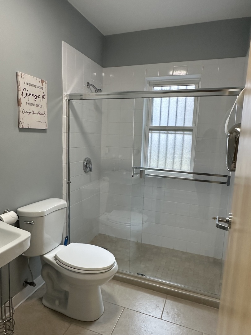 2445 W 71st Street Property Photo 20
