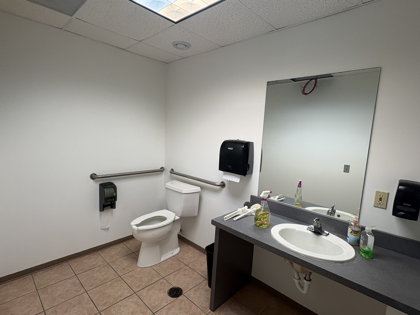 101 N Hilgert Drive Property Photo 12